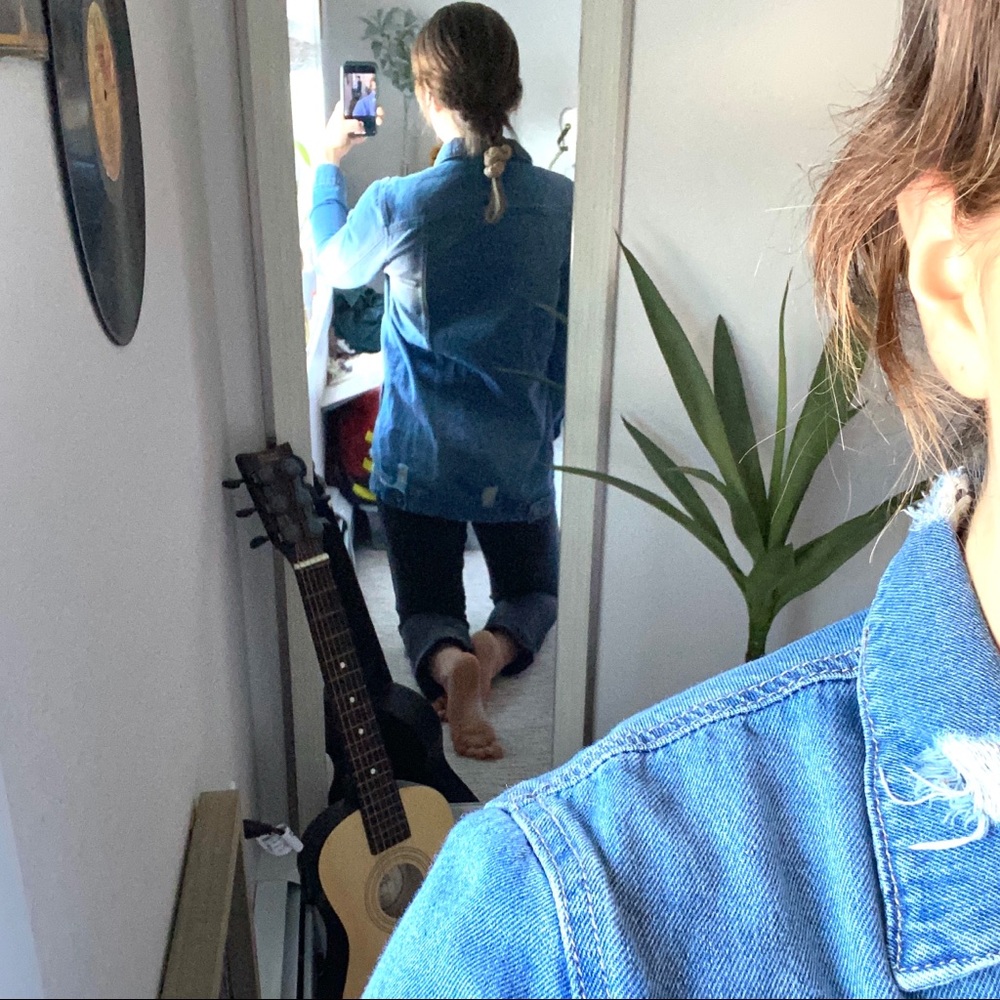 Distressed denim jacket - Picture 5 of 5